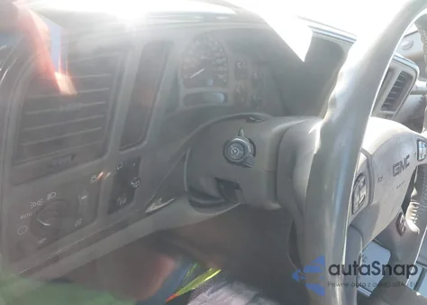 2004 GMC Yukon Xl 1500 Denali из США, поврежденный, VIN 1GKFK66U04J270061